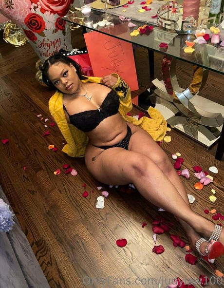 judylaw100 model nice picture