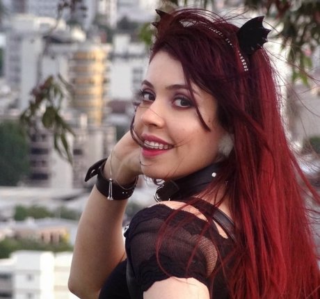 Sarah Jareth perfect model gallery