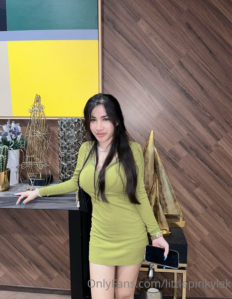 littlepinkylek model perfect gallery