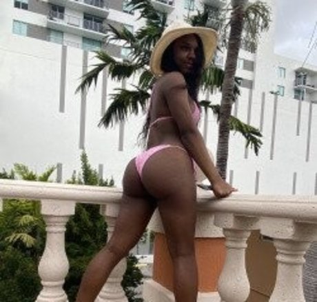 onlysstripper erotic actress img