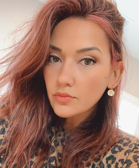 Geo Antoinette nude actress pic