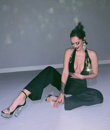 Geo Antoinette star high quality archive