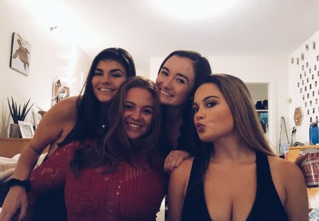 Olivia H model sex img