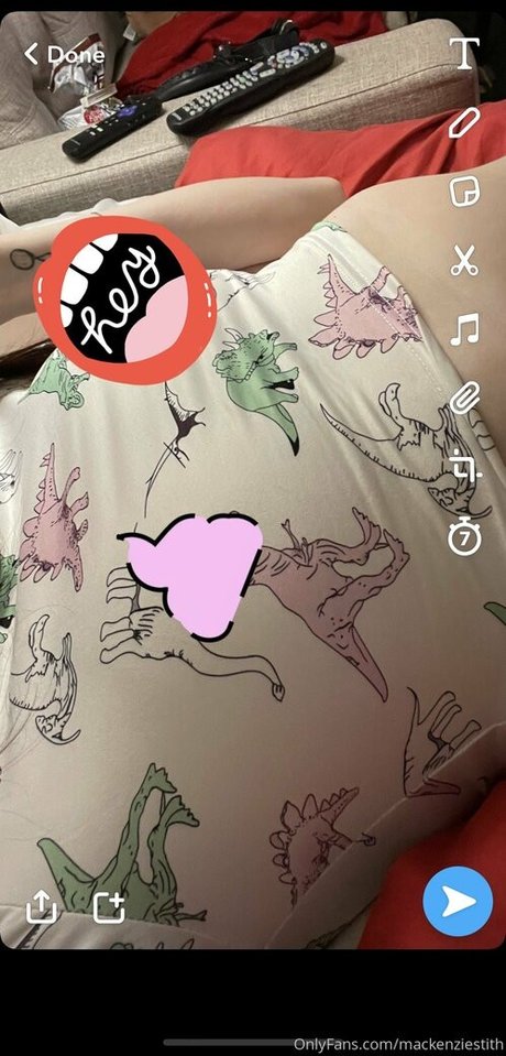 mackenziestith exclusive star image