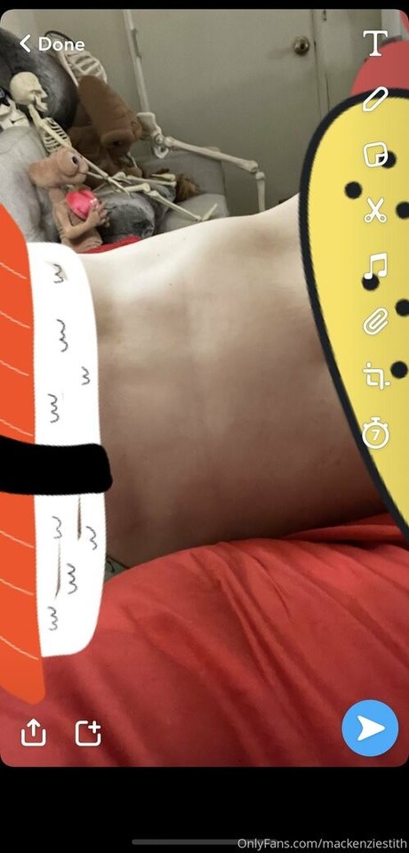 mackenziestith nude star photo