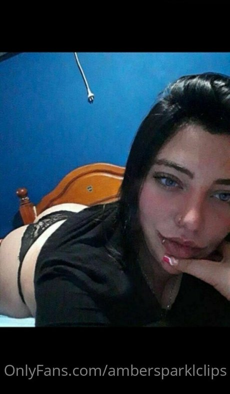 ambersparklclips model hd image