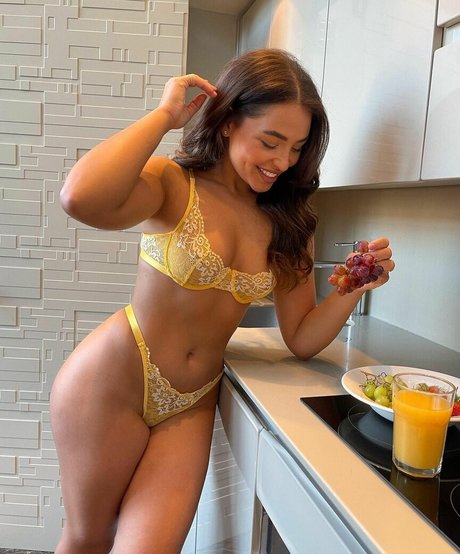 Clo Lloyd porn star pic