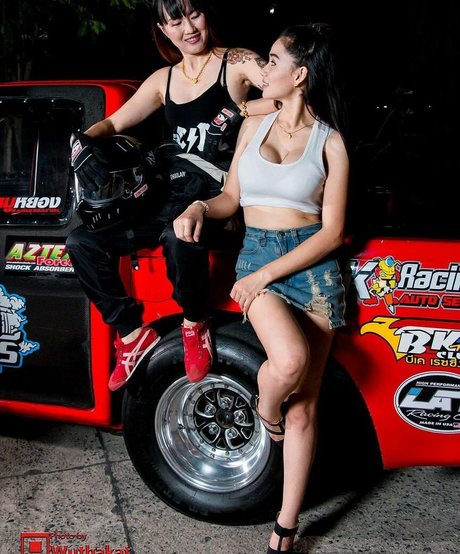 Saowalak Saifak free star pictures