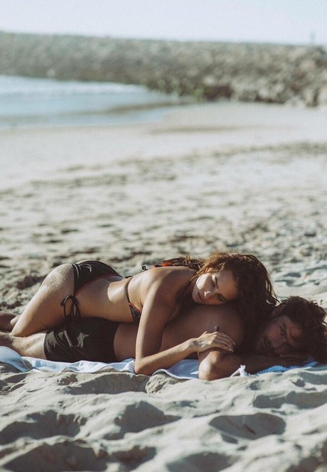 Magdalena Perlinska star beautiful galleries