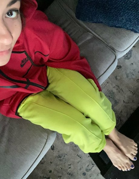 jessieismore star high quality images