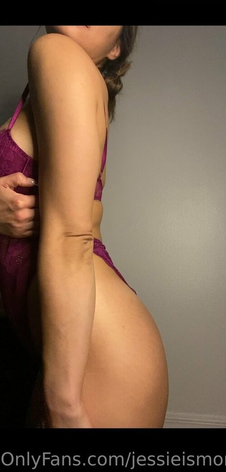 jessieismore model sexy gallery