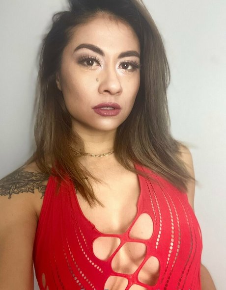 jessieismore hot model img