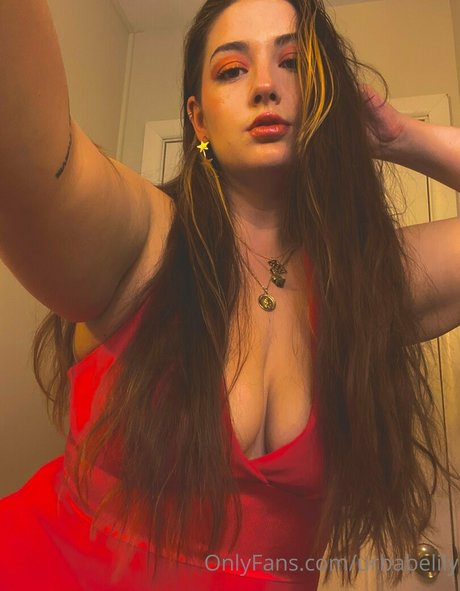 urbabelily naked model img