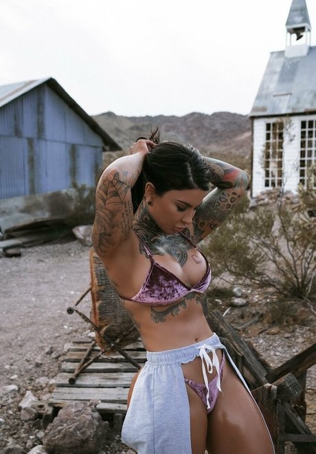 natranefit naked star photos