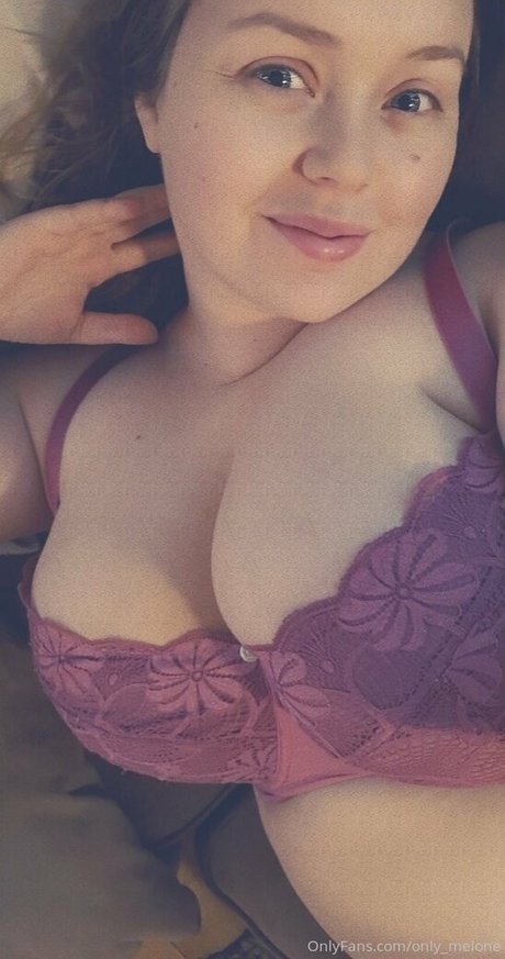 only melone naked actress img