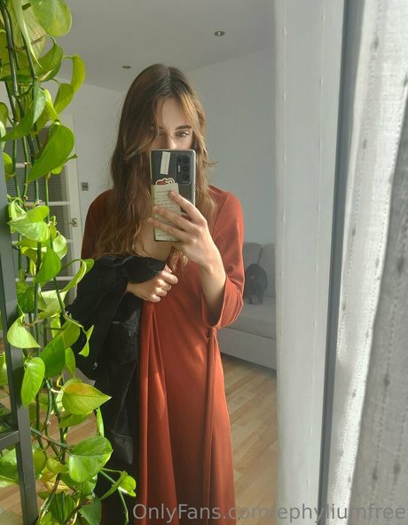 ephyliumfree adult actress gallery