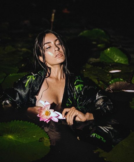 Kylie D high quality star galleries