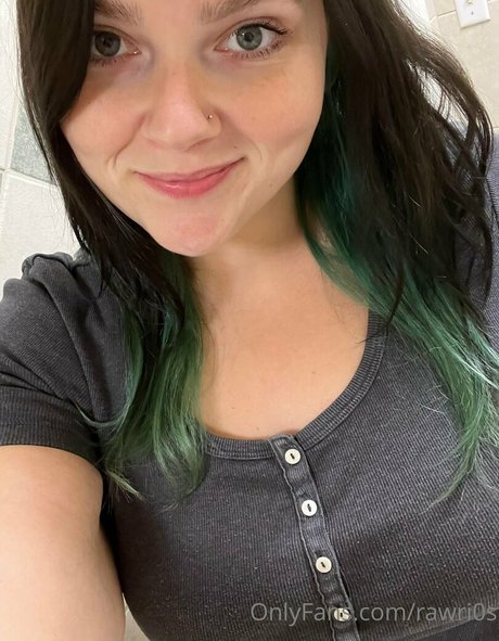 rawri0s free actress galleries