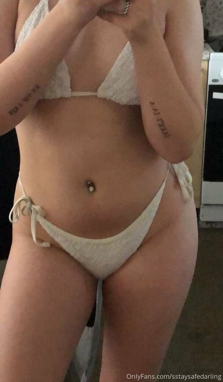 sstaysafedarling nudes model gallery