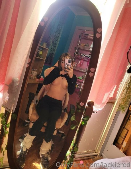 jackiered naked pornstar img