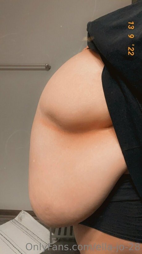 ella jo 28 pretty actress gallery