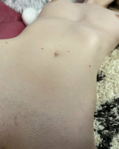 Nikkiinnirvana porn model images