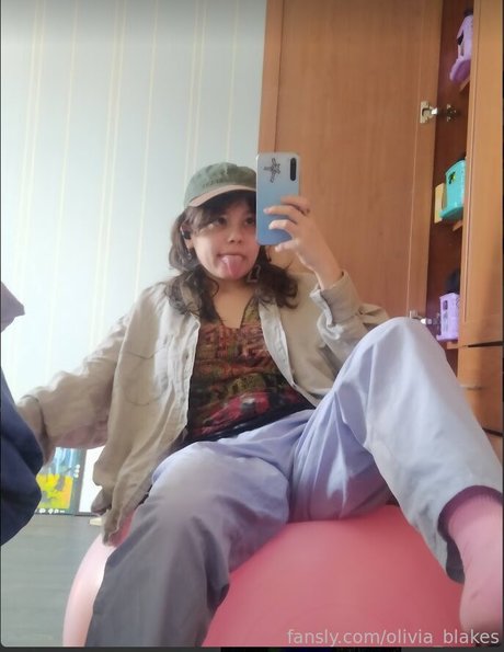 Olivia Blakes perfect pornstar photos