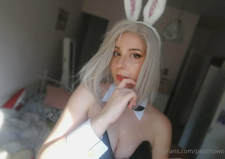 peachowo hot star pics