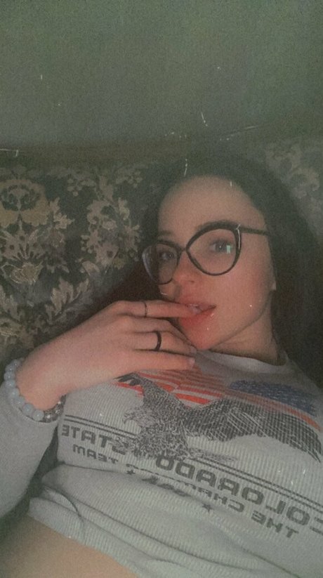 yourgoddess4ever star adult photo