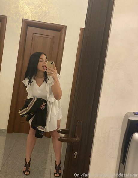 yourgoddess4ever pornstar sexy pics