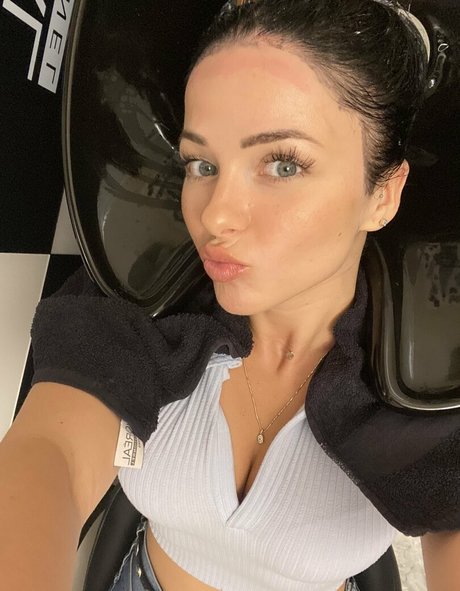 yourgoddess4ever pornstar naked photo