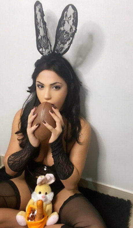 BrunaSantos pretty pornstar picture