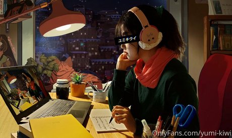 Yumi Kiwi nice star galleries