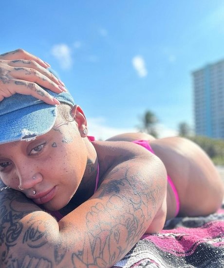 Donna Lombardi star nice img