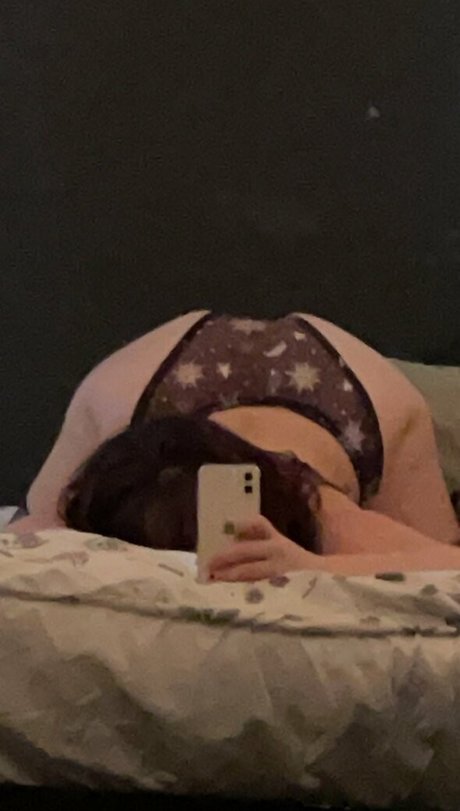 grungek1tten model pretty img