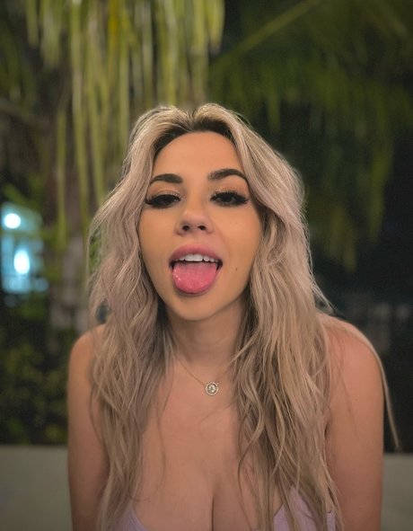 EliteMilk pornstar adult picture