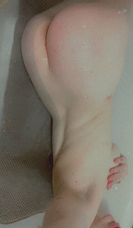 brunette teacher onlyfans exclusive picture