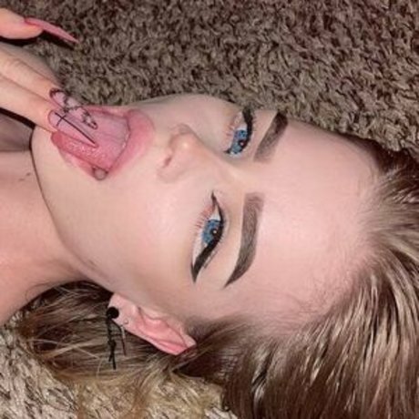 Your Angel model top photos