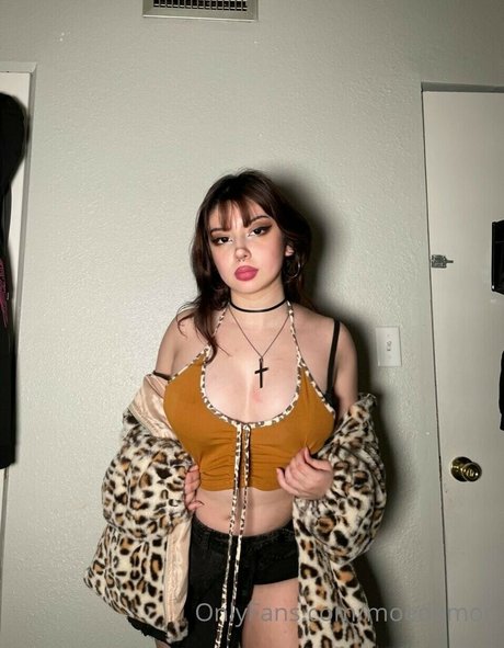 angelgutz exclusive model picture