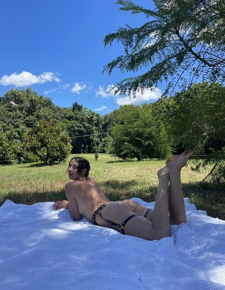 Seashark naked pornstar pic