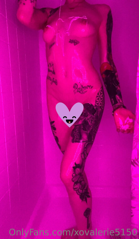 xovalerie erotic star pic