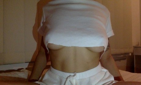 Lia Mae model nudes archive