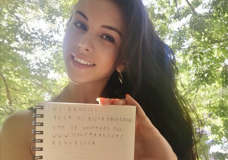 Alisa Amore porn actress pic