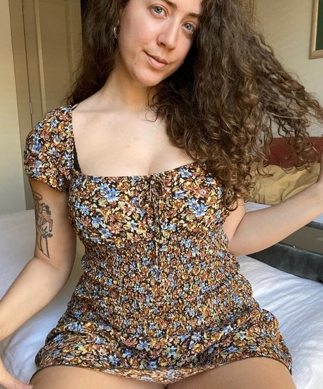 Nicole Quinn star adult pictures