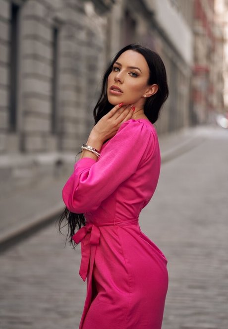 Emma Sinclair star sexy pictures