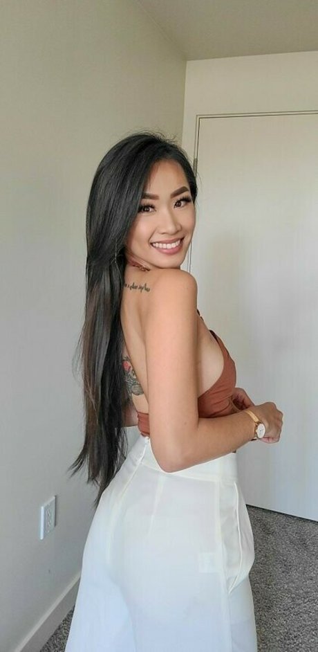 Elizabeth Tran pornstar hot gallery
