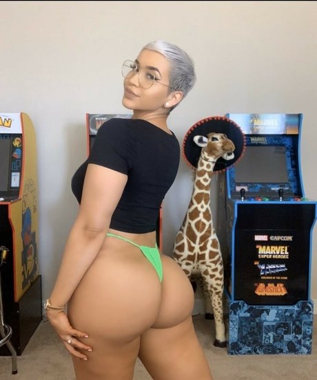 Steph Murves adult actress img