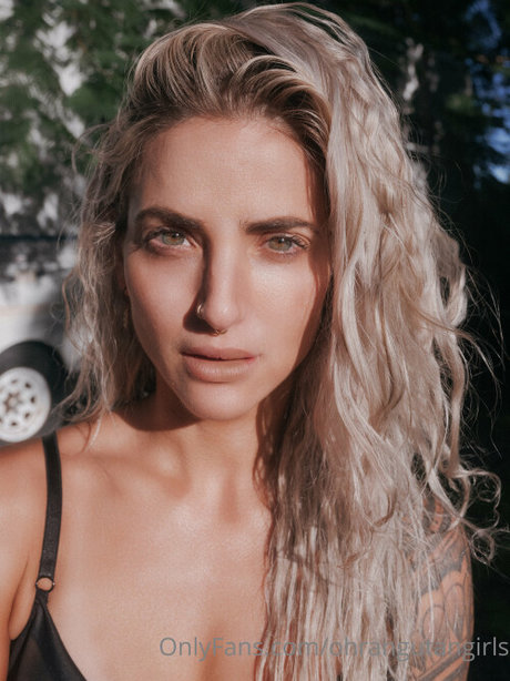 Ohrangutang naked star pictures