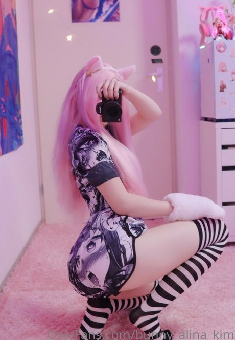 Alina Kim model adult image