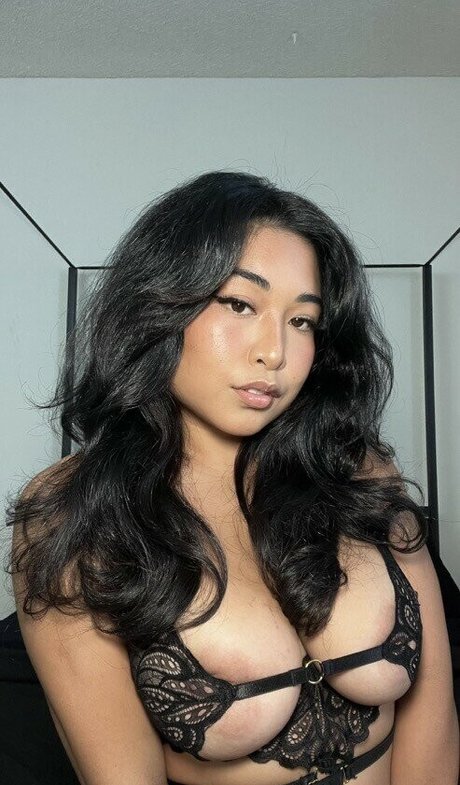 Dollycakes nudes actress pics